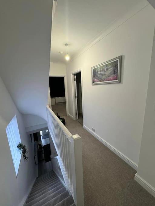 Modern 5 Bed Near Excel -Big Ben Villa Londra Exterior foto